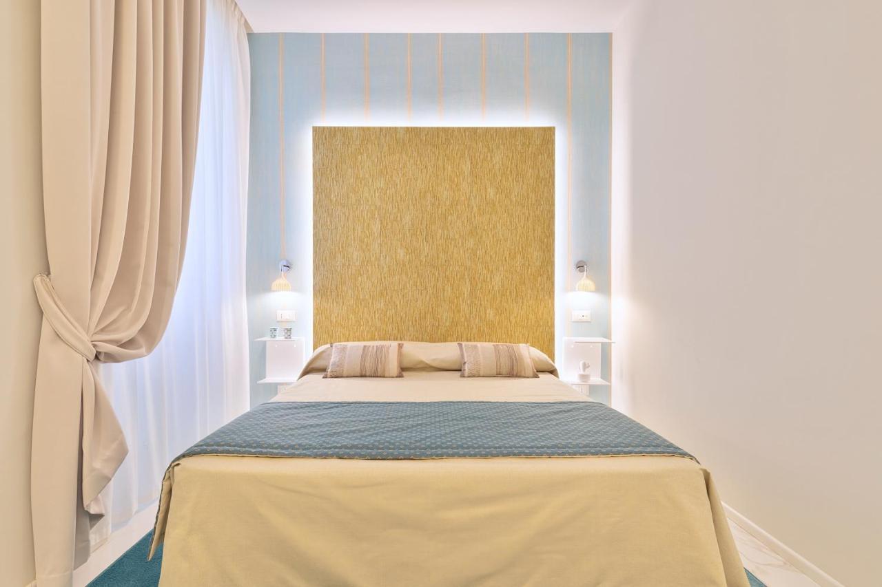 Cavour Suites Guest House Řím Exteriér fotografie