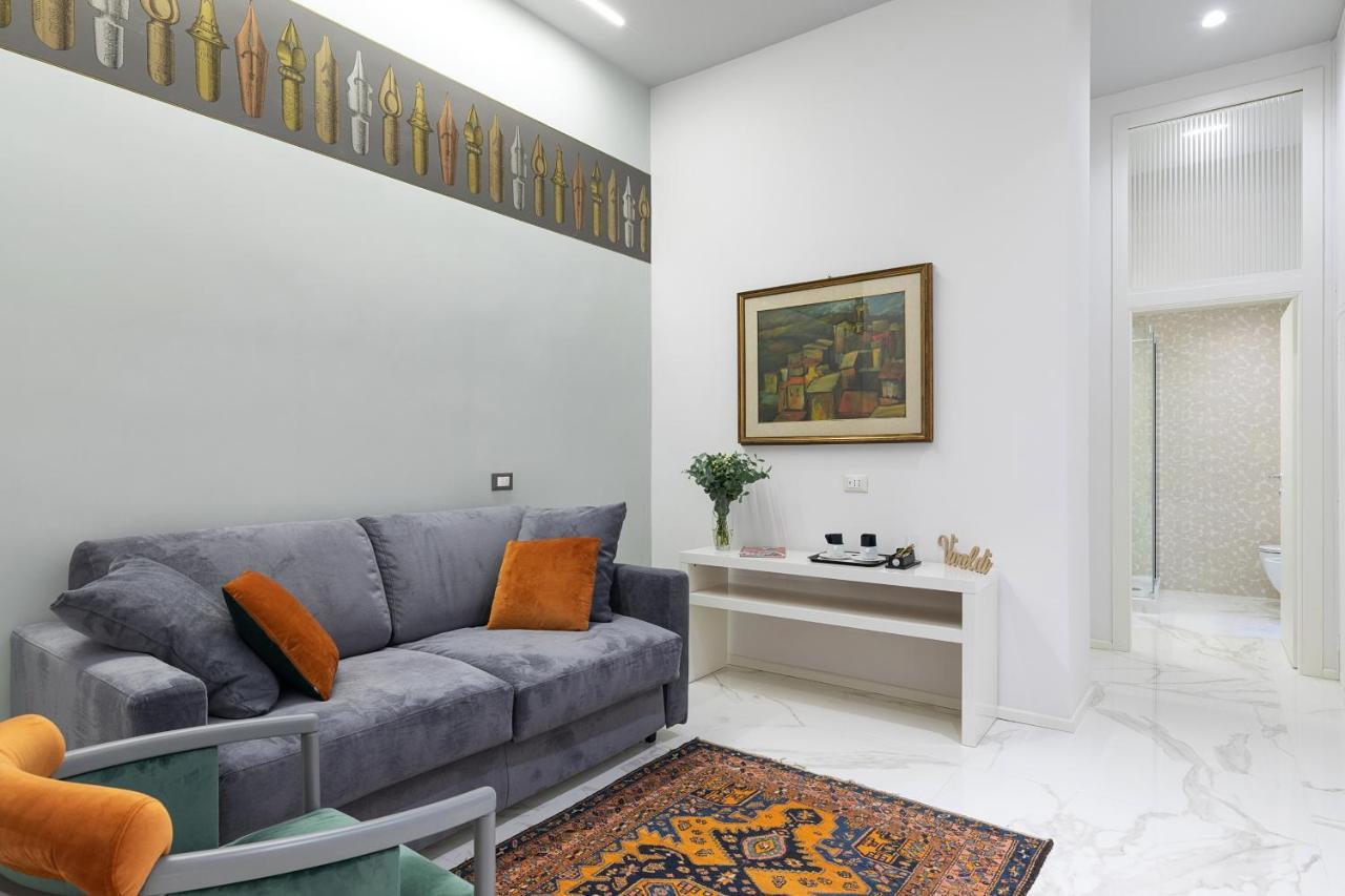 Cavour Suites Guest House Řím Exteriér fotografie