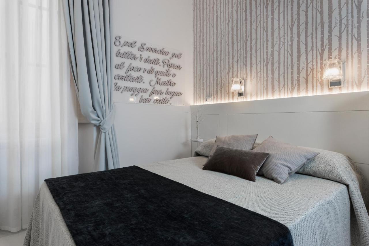 Cavour Suites Guest House Řím Exteriér fotografie